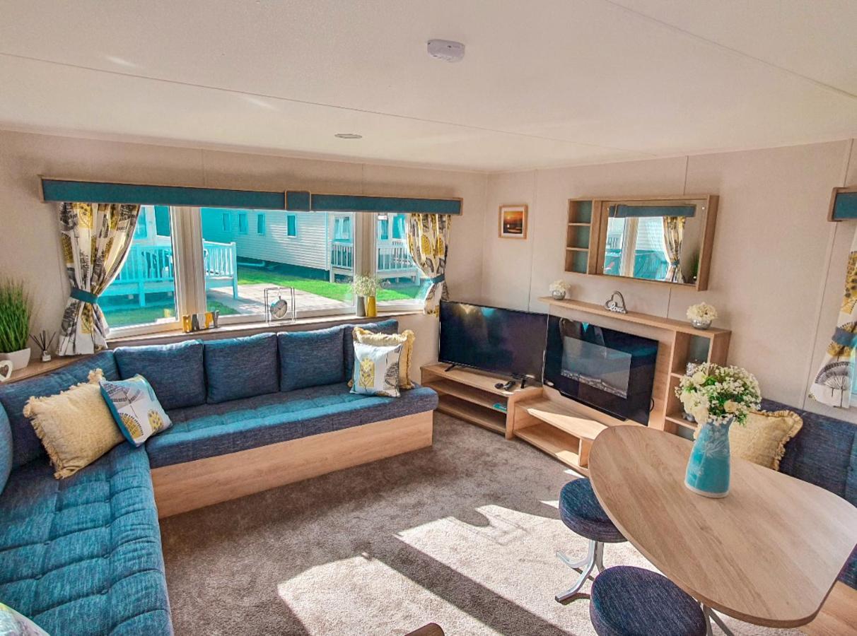 Spacious Caravan - Thorpe Park Cleethorpes *