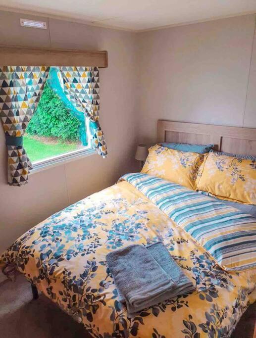 Spacious Caravan - Thorpe Park Cleethorpes Holiday home Humberston