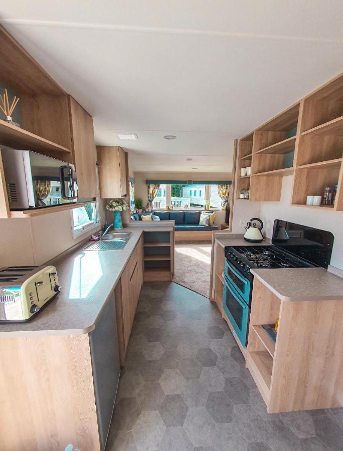 Holiday home Spacious Caravan - Thorpe Park Cleethorpes
